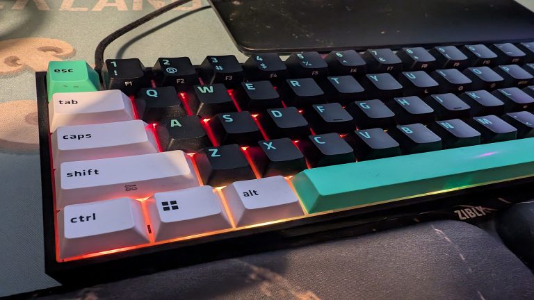 Razer Reclusa X Mini 65% Review (Keyboard)